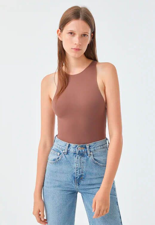 pantalon-cuero-kim-kardashian-body