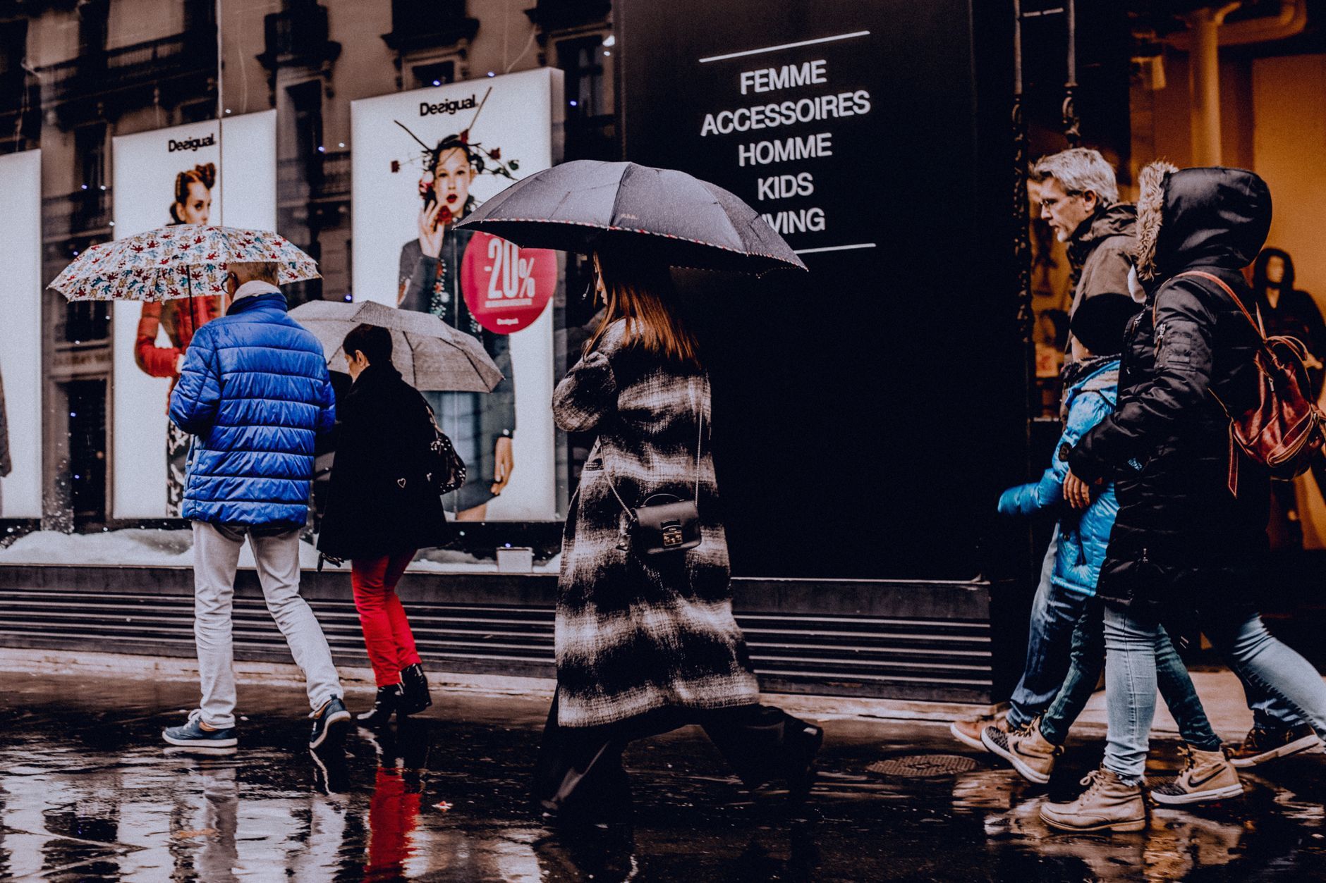 Chaqueta encerada: la prenda de lluvia que conquista el asfalto - imagen 3