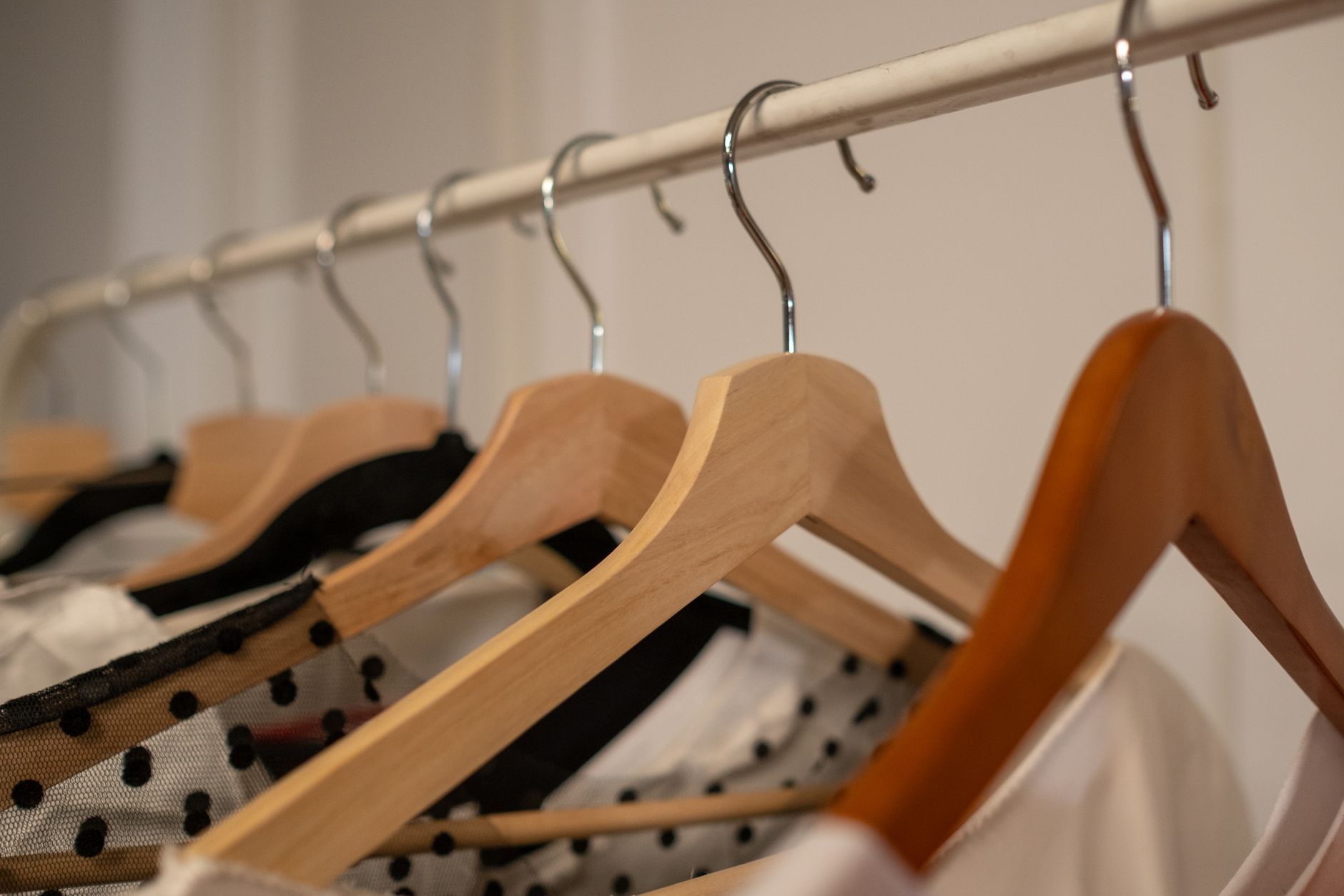 Etiquetas de la ropa: por qué no debes cortarlas nunca - imagen 3
