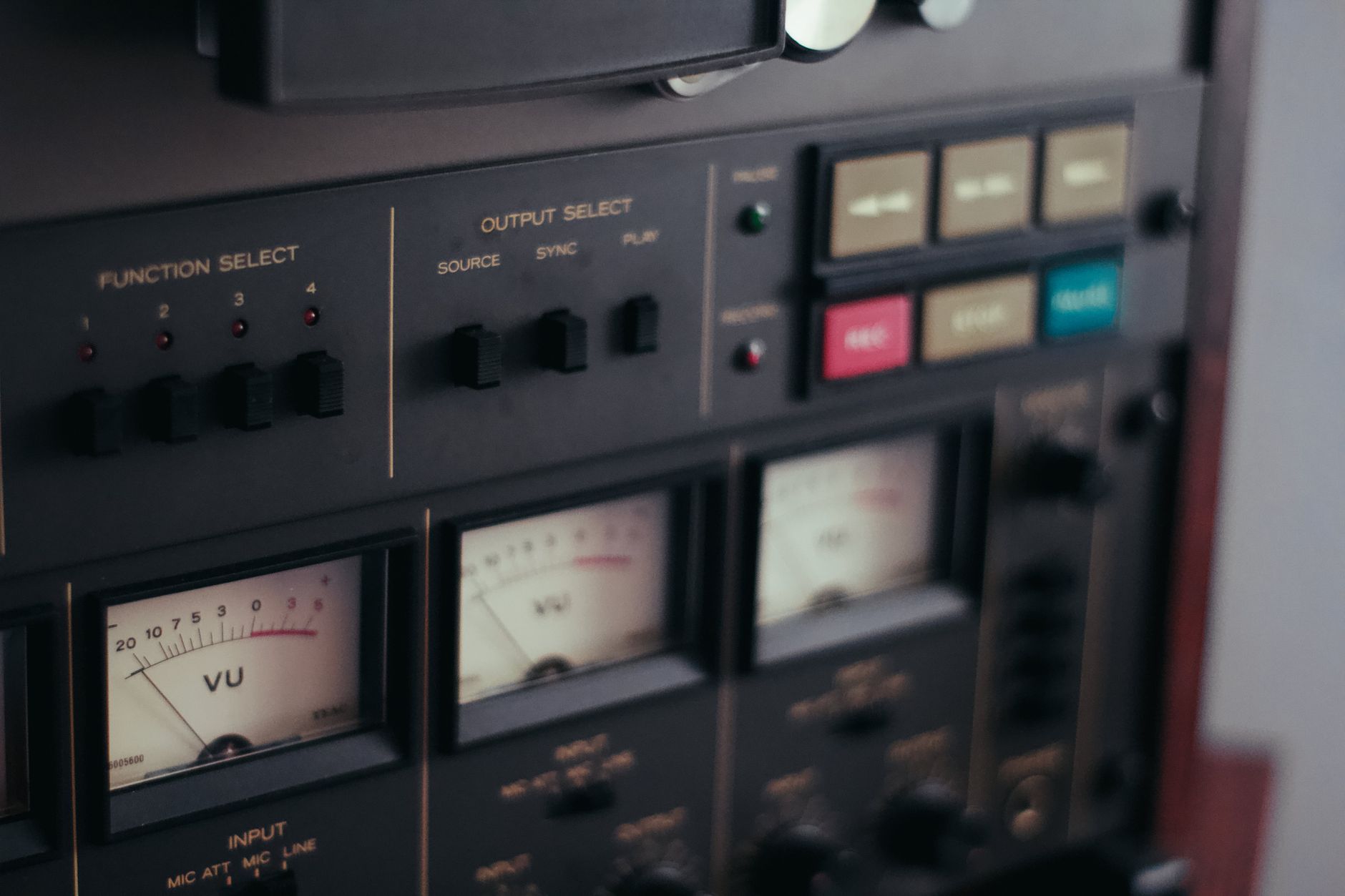 Olivia Rodrigo y Chappell Roan: el remix retro con David Byrne - imagen 3
